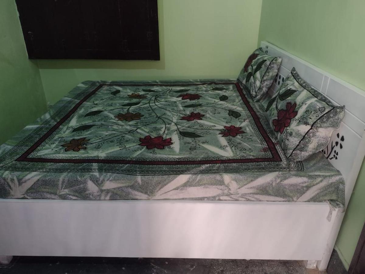Oyo 83936 Chaudhary Guest House Bulandshahr Екстериор снимка